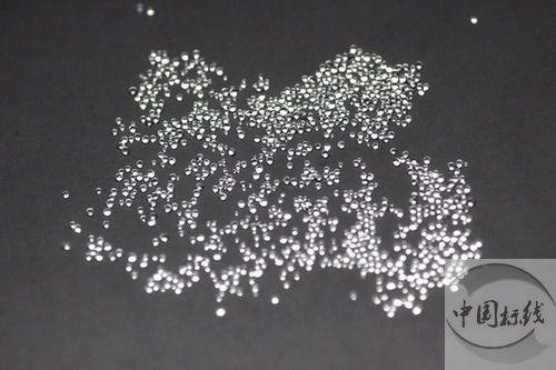 高邮金属表面处理厂喷砂玻璃微珠清理